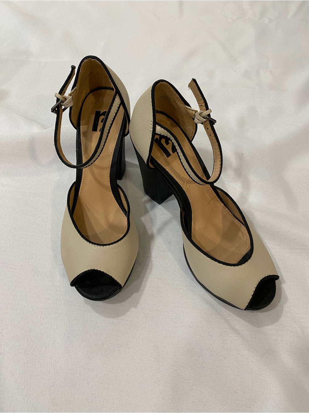 R2 Cream and Black Peep-Toe Block Heel Sandals